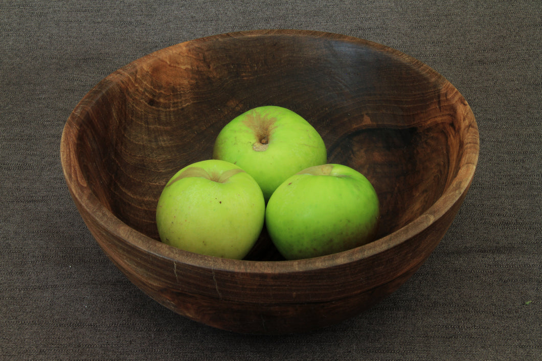 Wooden bowl - walnut